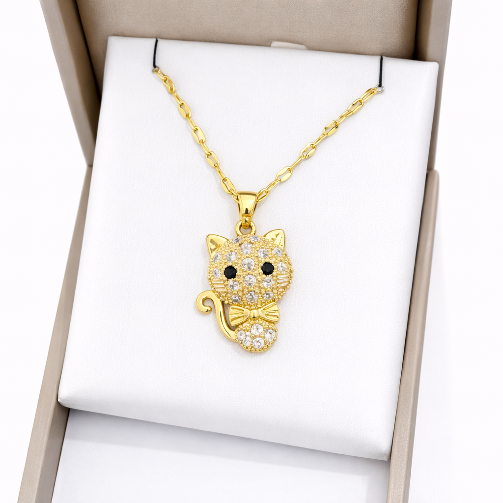 luxe goudkleurige kattenketting met fonkelende steentjes